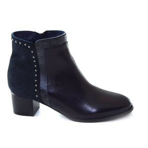 Regarde Le Ciel Ankle Boots